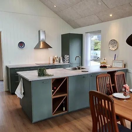 Ferienhaus-mit-whirlpool-zwei-terrassen-und-zwei-baedern بيت للعطل بلوكهوس